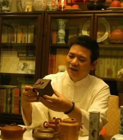 沈彦均