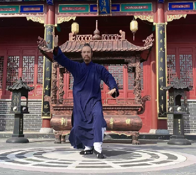 张意晨