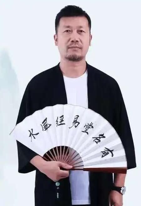 蒋易翀