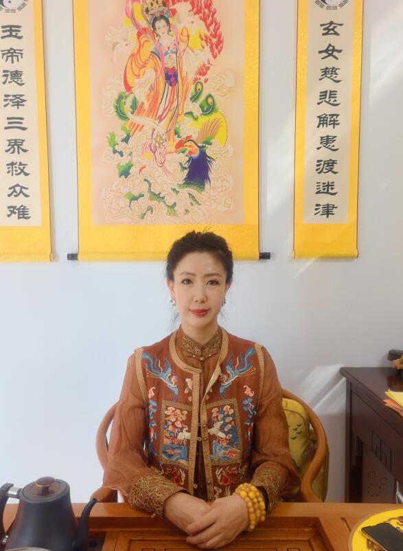 张凤琴院长