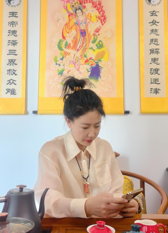 张凤琴院长
