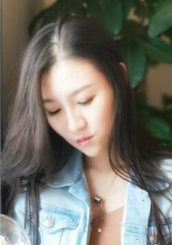 张倩