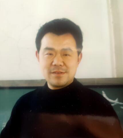 邱振江