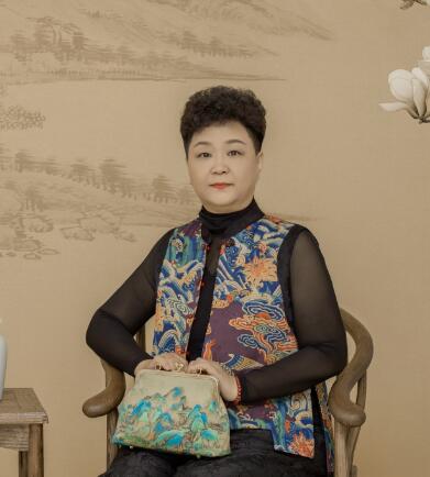 梁钰金老师