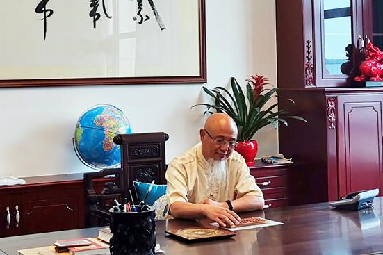 李怡江老师