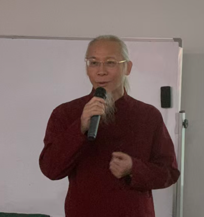 王学军 王学军