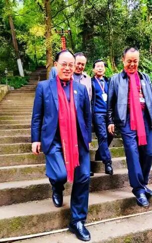 1765161804882632.jpg 1765161804882632.jpg